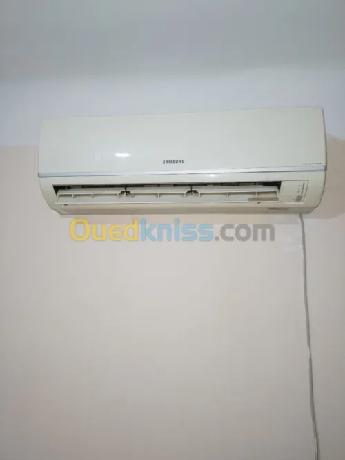 مكيف هوائي نوع 9000BTU Samsung
