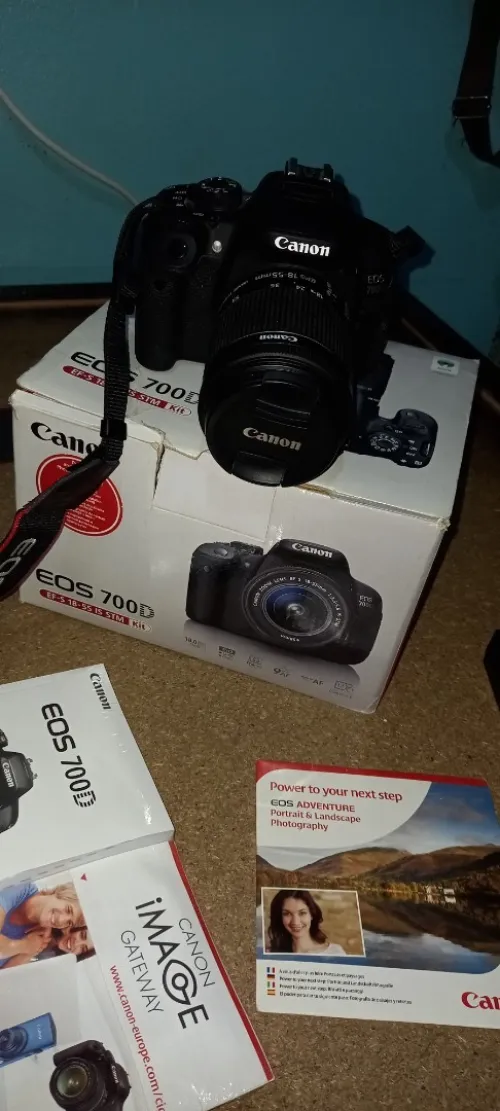 Canon eos 700d