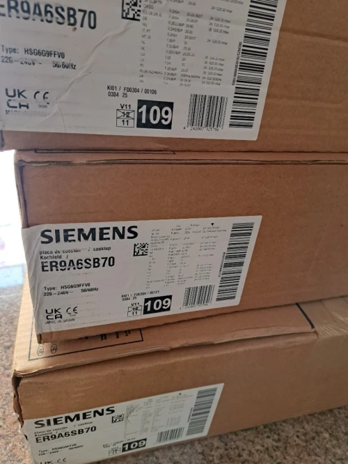 PLAQUE DE CUISSON SIEMENS 5 FEUX 90CM IQ700 VITROCÉRAMIQUES 