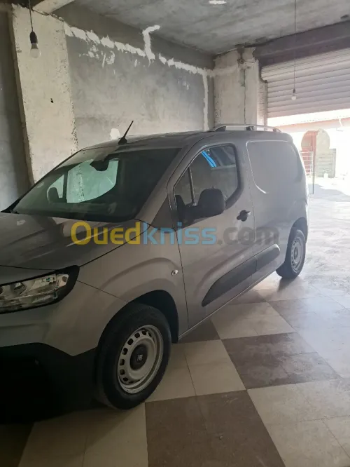 Fiat Doblo 2024 Fiat Doblo New van 3 place