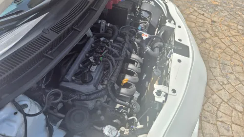 Toyota Yaris Sedan 2011 Base clim