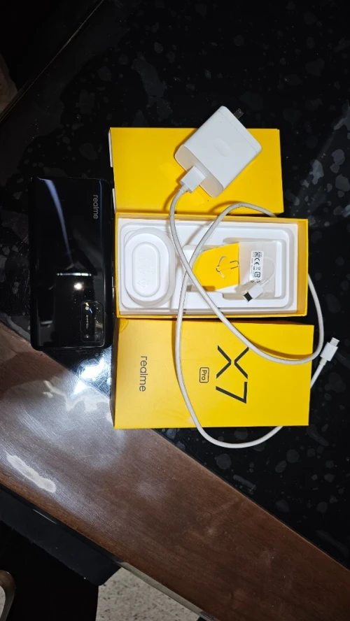 Realme X7 Pro