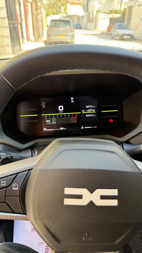 Dacia Duster 2025 Gold édition