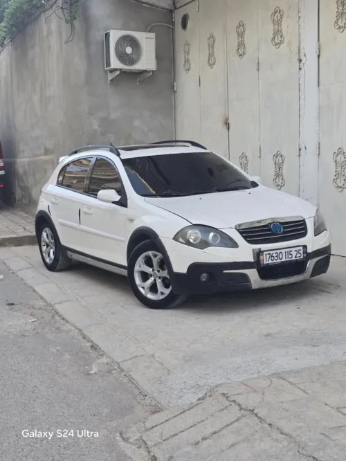 Brilliance FRV 2015 Cross