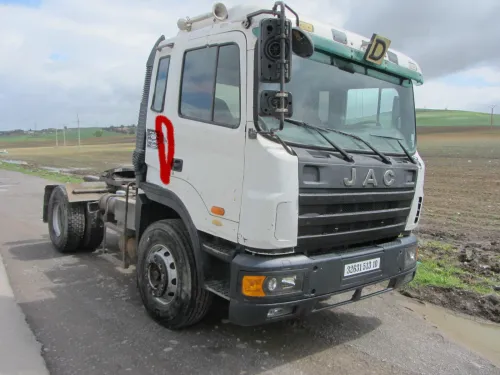 Shacman 4X2 JAC semi remorque 2013