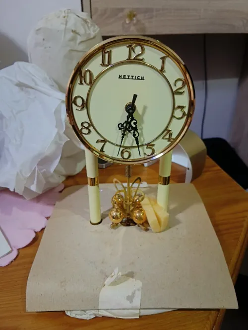 PENDULE 400 JOURS
