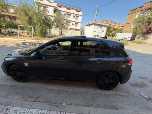 Volkswagen Golf 8 2025 R-Line