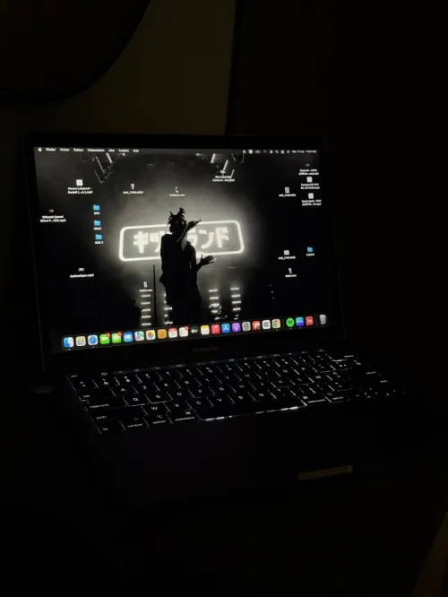 MACBOOK PRO 2020 Touchbar