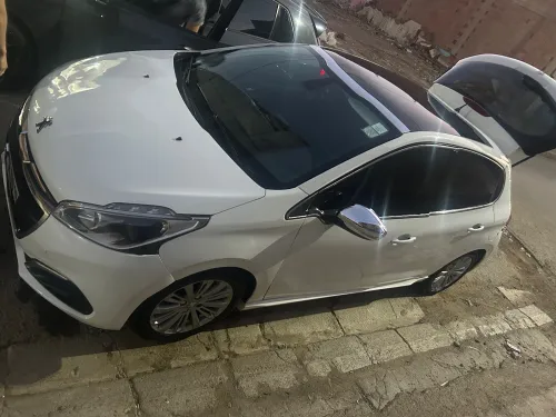 Peugeot 208 2019 Allure Facelift