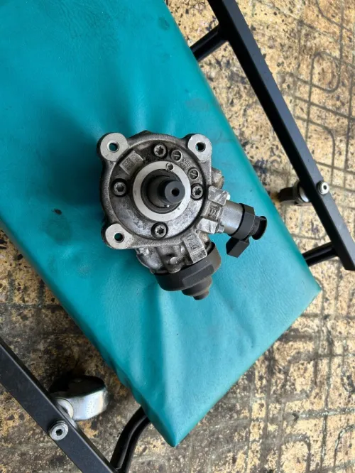 Pompe hp 2.0 tdi 03l 04l 