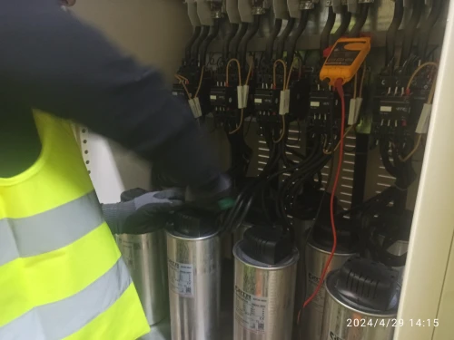 Armoire de Compensation d'Énergie Réactive