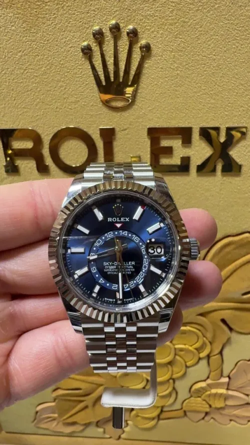 Rolex sky-dweller 2024 326934  42mm Blue Dial on Jubilee Bracelet