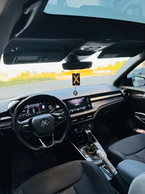 Skoda Fabia 2022 Style (avec toit panoramique)