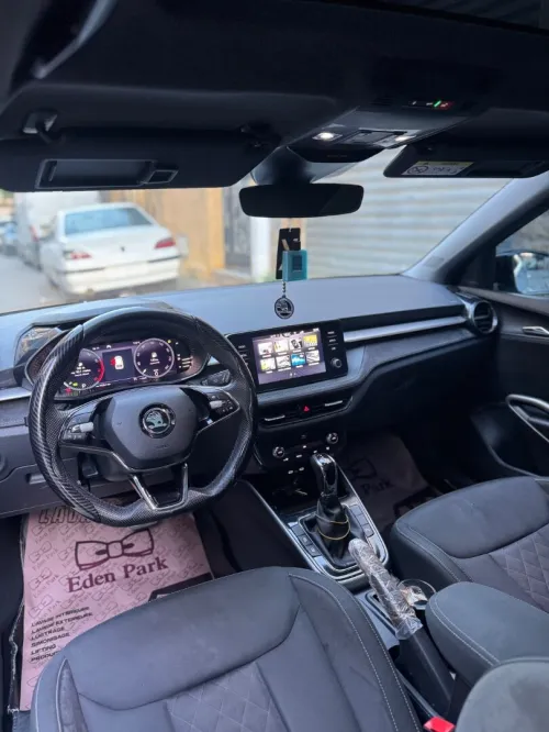 Skoda Fabia 2022 Style (avec toit panoramique)
