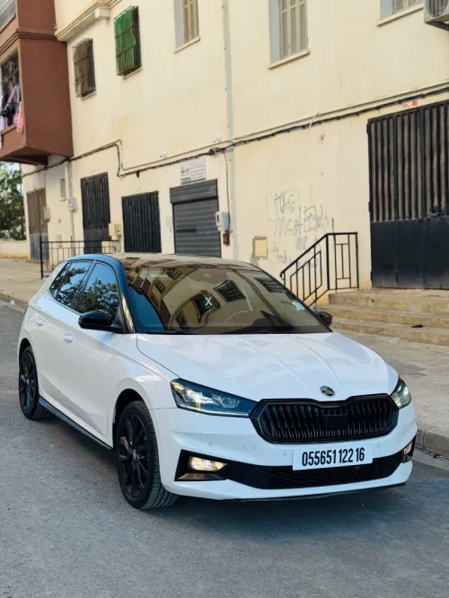 Skoda Fabia 2022 Style (avec toit panoramique)