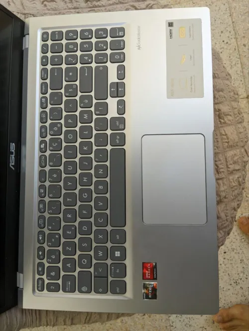 Asus vivobook 15 Ryzen 7 3700u
