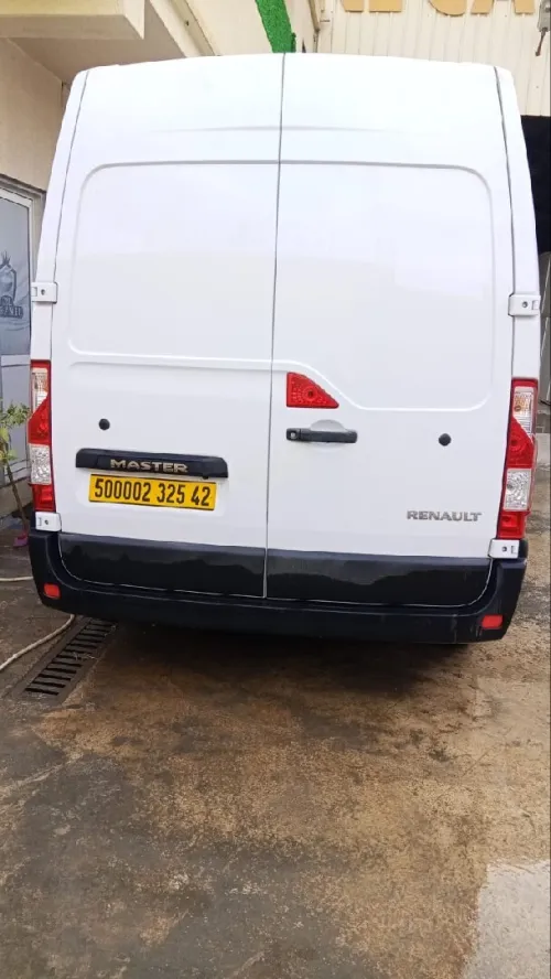 Renault MASTER 2025
