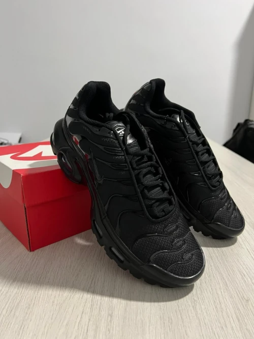 TN Black Black GTD Super good