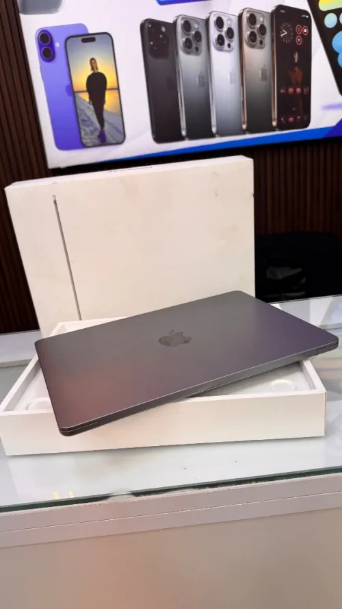 Macbook Air m3