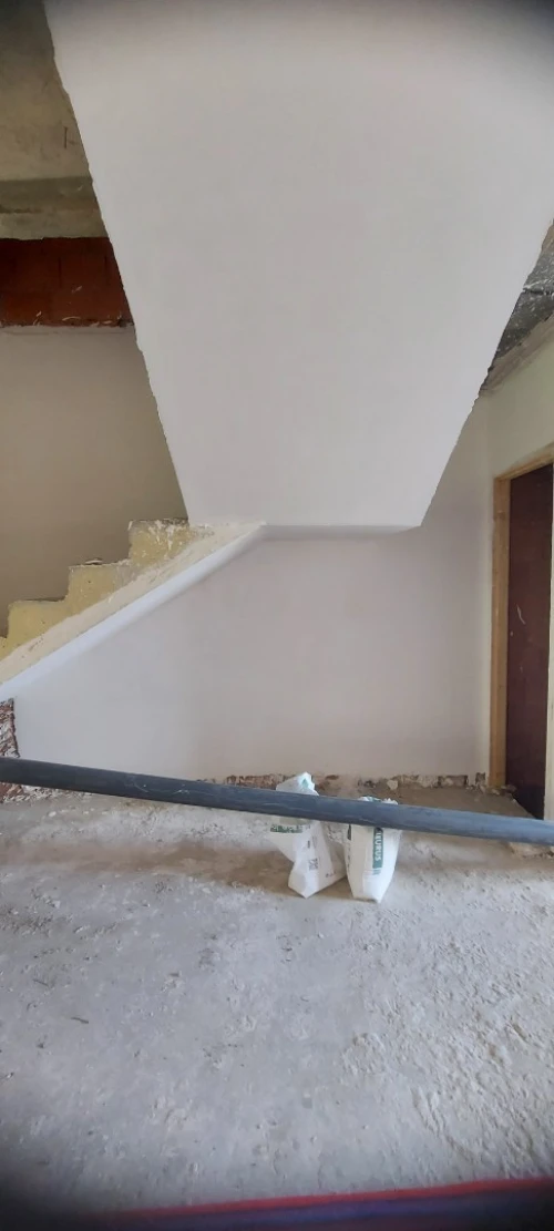 Travaux de plâtre  projeter  prochti