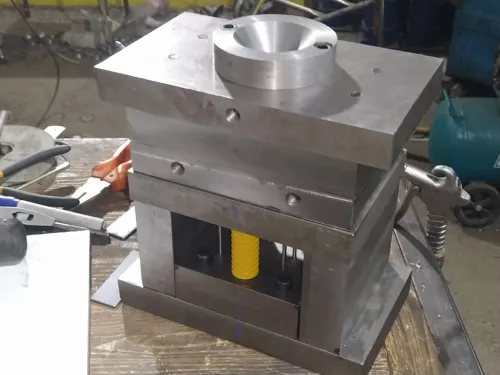Conception et etude/Usinage & Fabrication Des Pièces Méchanique Numérique.