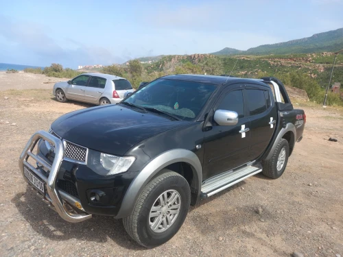 Mitsubishi L200 2013 Doube cabine Evolution