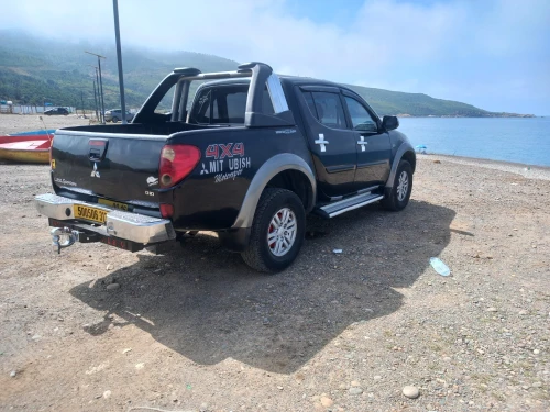 Mitsubishi L200 2013 Doube cabine Evolution