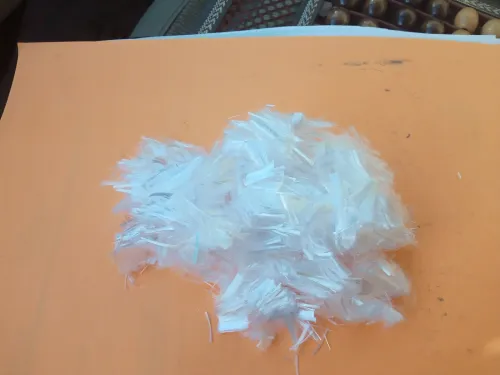 Fibre métallique et polypropylène pour béton