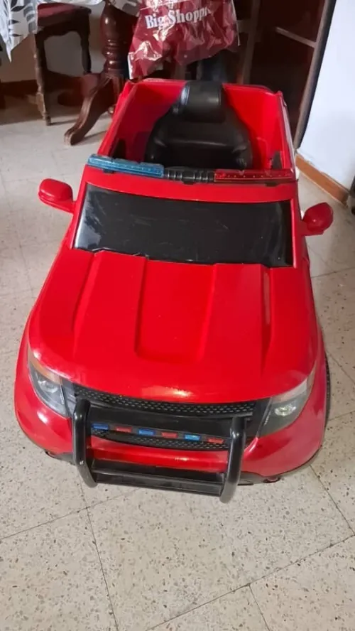 VOITURE POUR ENFANT