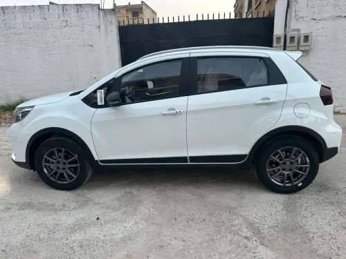 Livan X3 Pro  2026 Automatique (Avec toi ouvrant )