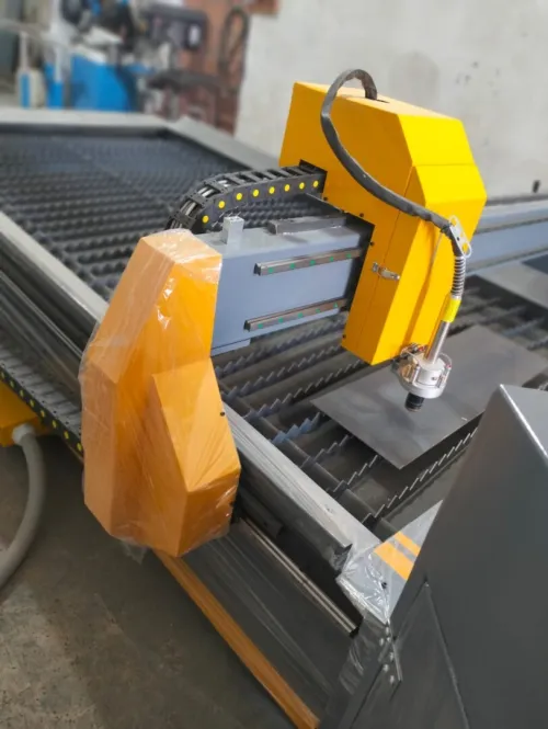 Machine de decoupe cnc plasma 1530 ماكنة قص سي ان سي  بلازما