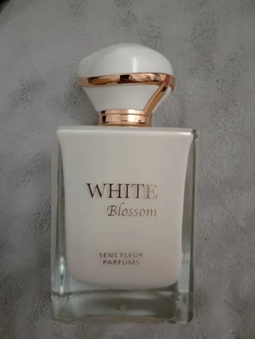eau jeune femme