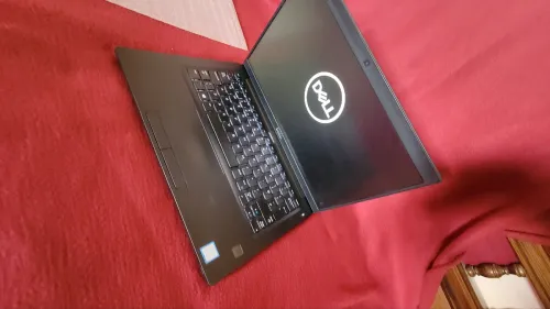 Dell Latitude 7390 - Dell Latitude 3420