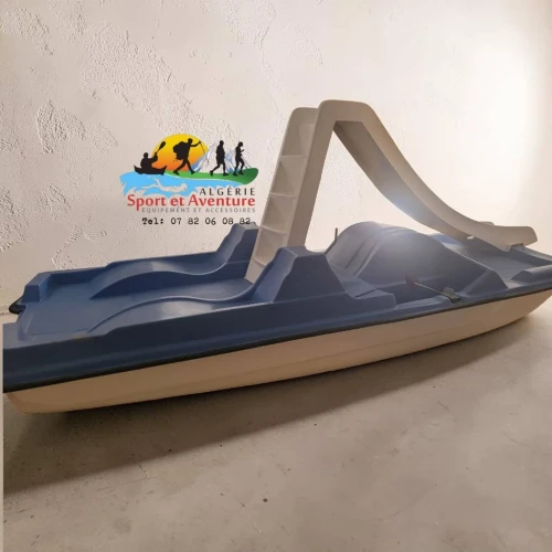 Pédalo 4 Places / 2 chaise longue avec Toboggan - Investissement Rentable Saison Estivale