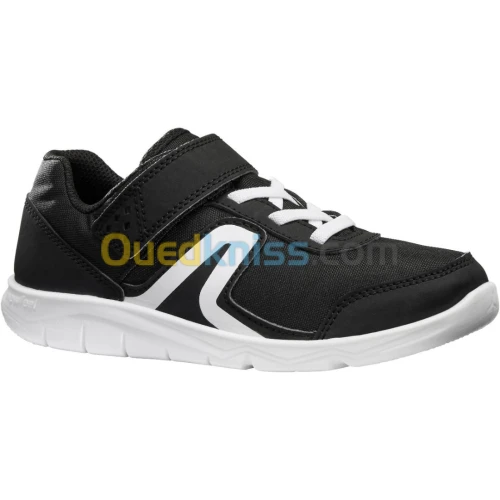 Chaussure enfant à scratch noire PW 100