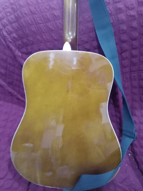 Guitare iko acoustique