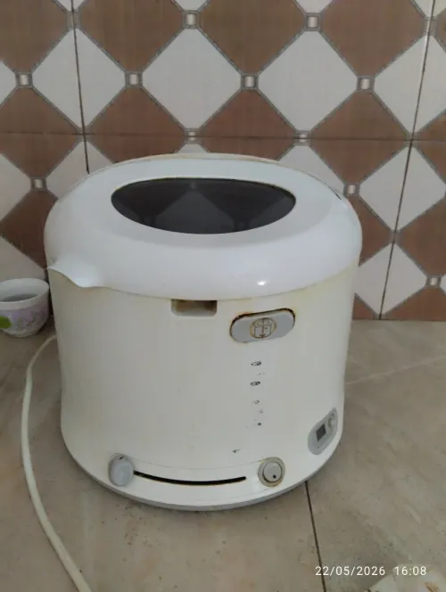 Friteuse d'occasion dans l'état