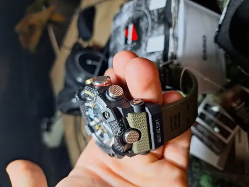 Gshock gg-b100-1adr