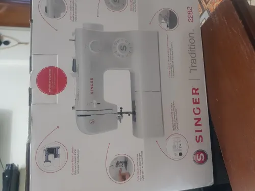 Machine à coudre singer 