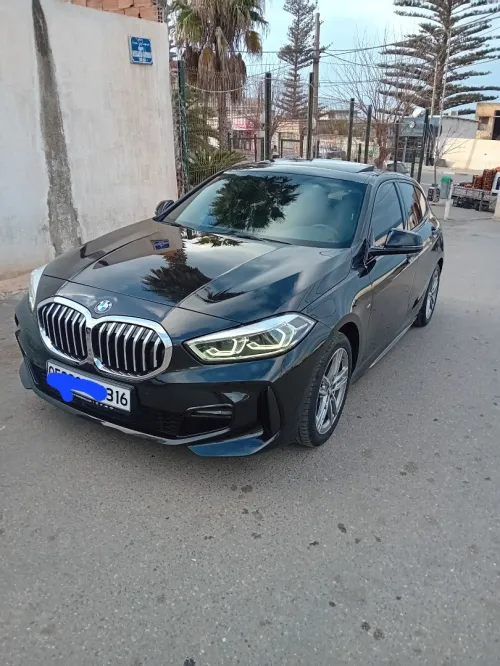 BMW Série 1 2023 M performance