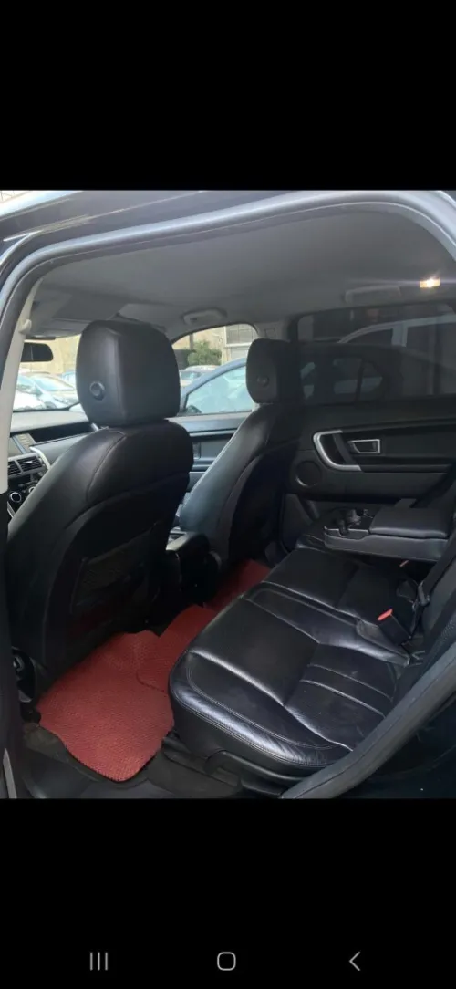 Land Rover Discovery 2020 