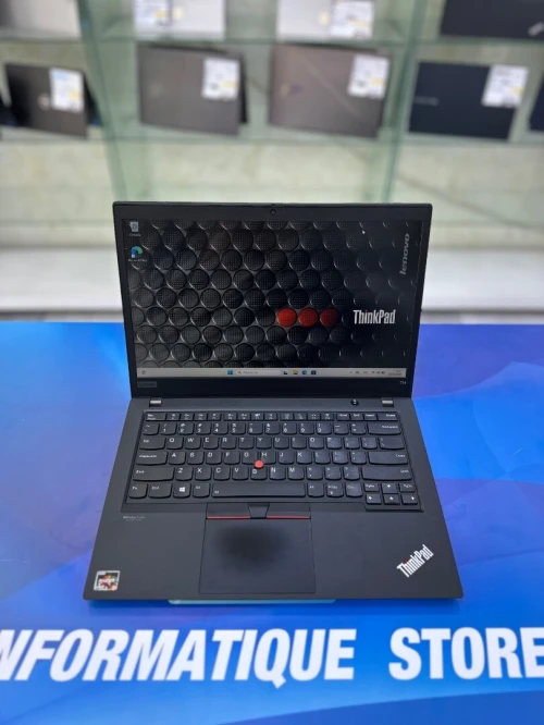 THINKPAD T14  CORE : RYZEN 5 PRO 5650U DISC : 256 GB  (SSD)  RAM : 16 GB   
