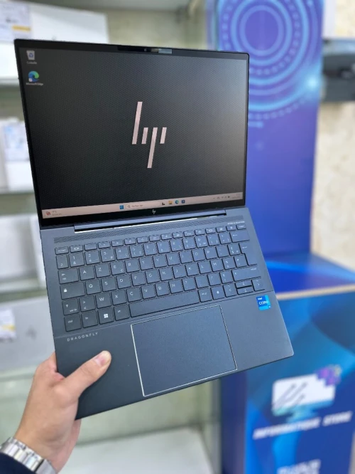 HP DRAGON FLY CORE : INTEL I7 / 1355U DISC : 512 GB  (SSD)  RAM : 32 GB TACTILE