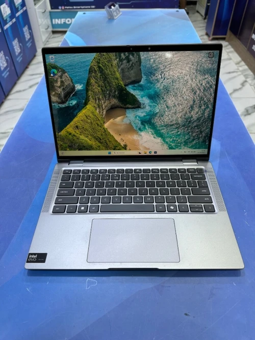 DELL LATITUDE 7450 X360 CORE : ULTRA 5 135U DISC : 512 GB  (SSD)  RAM : 32 GB  