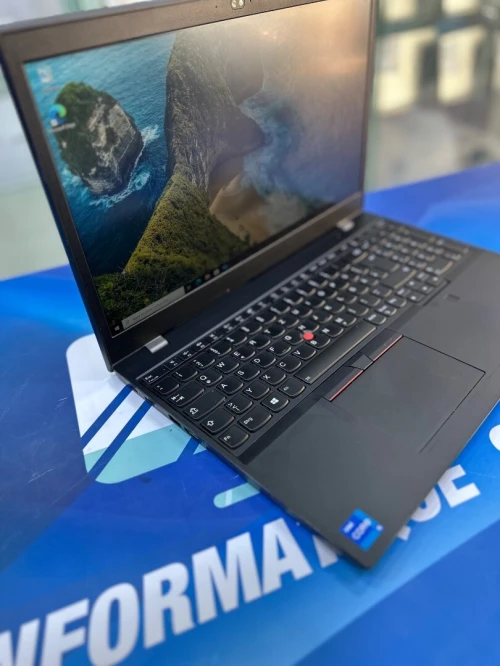 THINKPAD L15  CORE : Intel i5 / 1135G7  DISC : 512 GB  (SSD)  RAM : 16 GB  