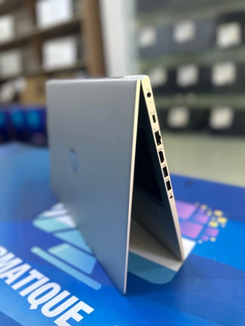 HP PROBOOK 445 G7  CORE : RYZEN 5 4500U DISC : 256 GB  (SSD)  RAM : 08 GB 