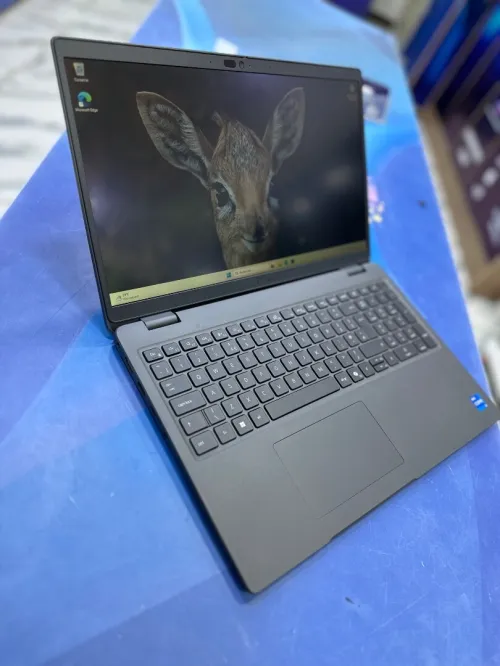 DELL LATITUDE 3550 CORE : INTEL I5 - 1335U DISC : 512 GB  (SSD)  RAM : 16 GB  