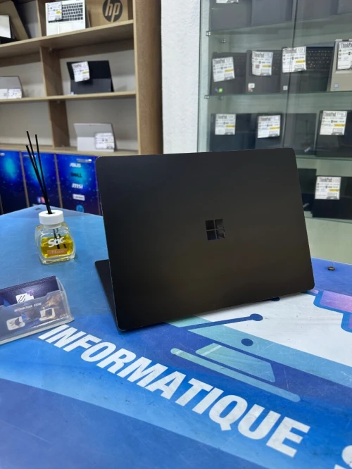 SURFACE LAPTOP 4  TACTILE CORE : INTEL i7 - 1185G7 DISC : 256 GB  (SSD)  RAM : 16 GB