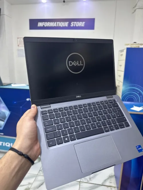 DELL LATITUDE 5320 CORE : i5- 1135G7 4 cœur up to 4.20 GHz 08 MB CACHE  DISC : 256 GB  (SSD)