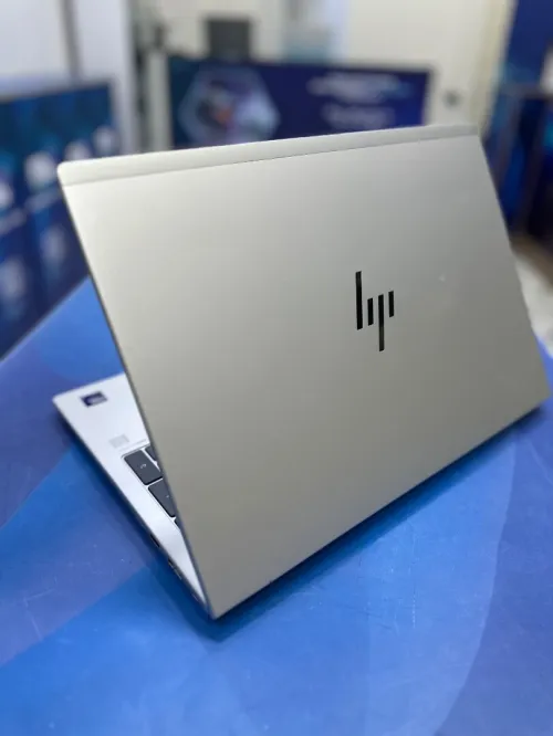 HP ELITEBOOK 660 G11 CORE : ULTRA 5 125U DISC : 512 GB  (SSD)  RAM : 16 GB  